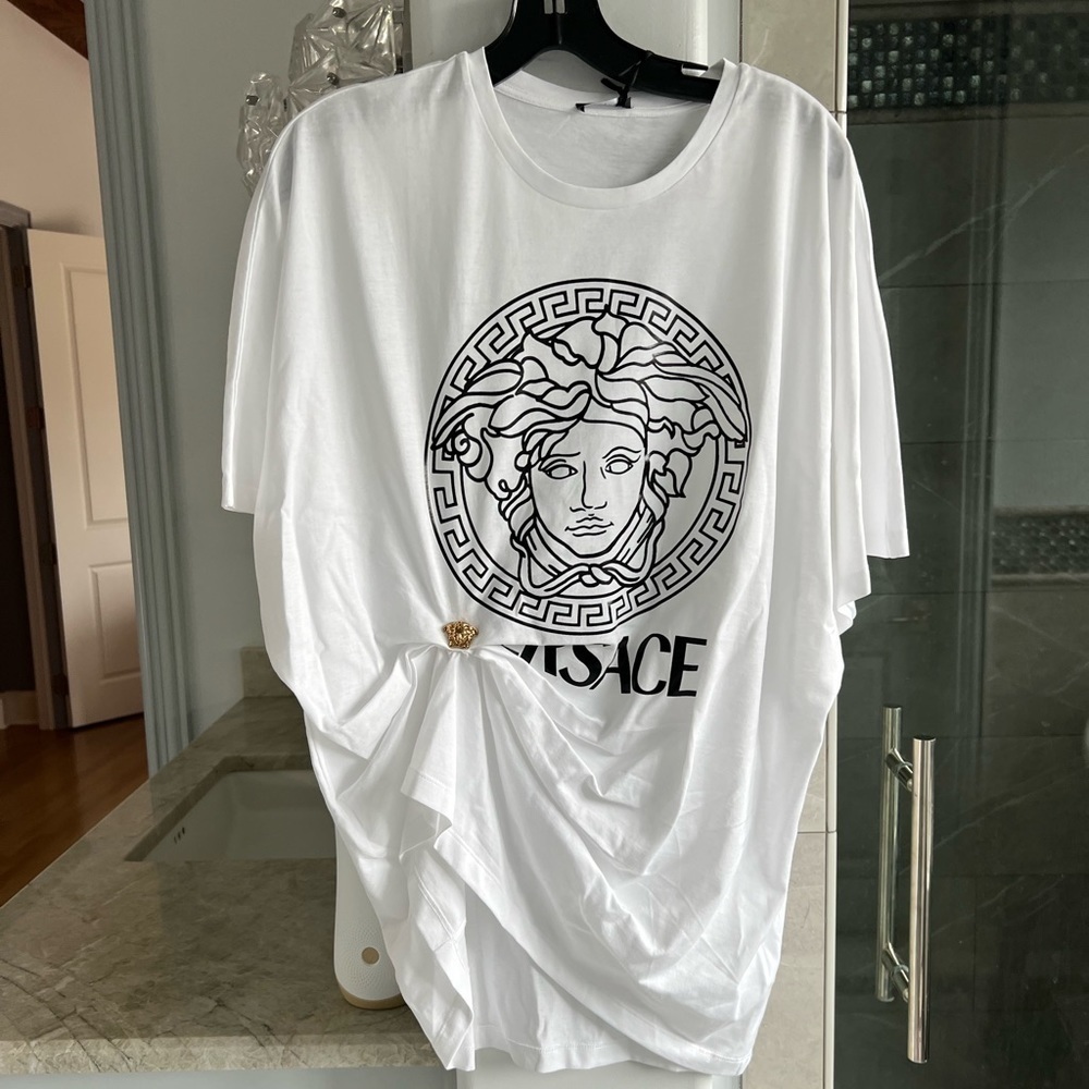 Versace Draped Logo Print T-shirt - Picture 7 of 12